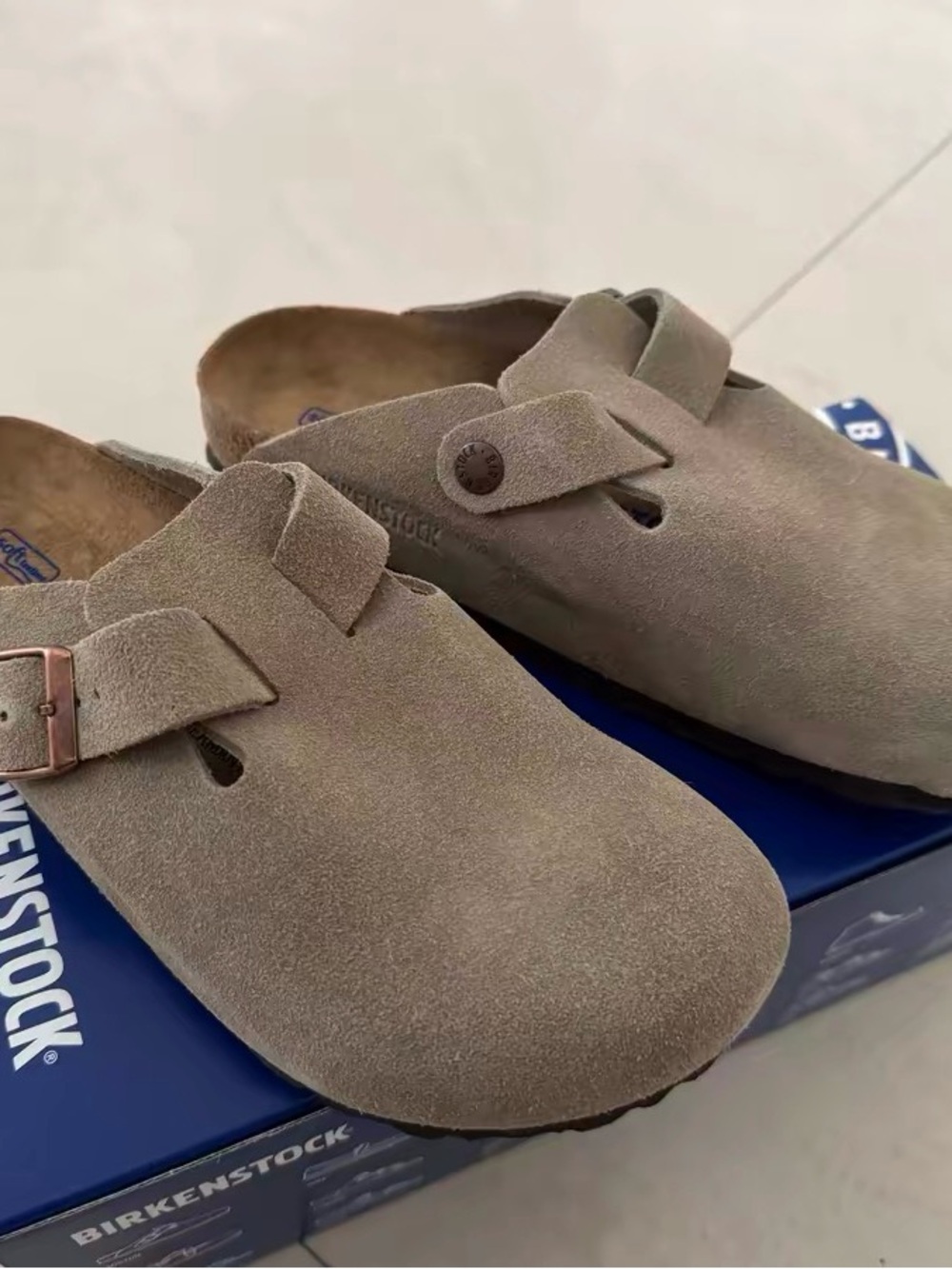 Birkenstock Men’s Suede Boston Clogs in Taupe